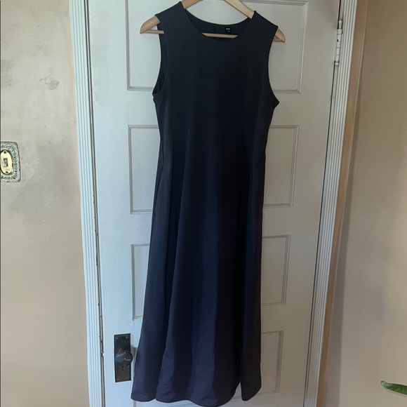 Uniqlo Gray Maxi Dress - Picture 2 of 4